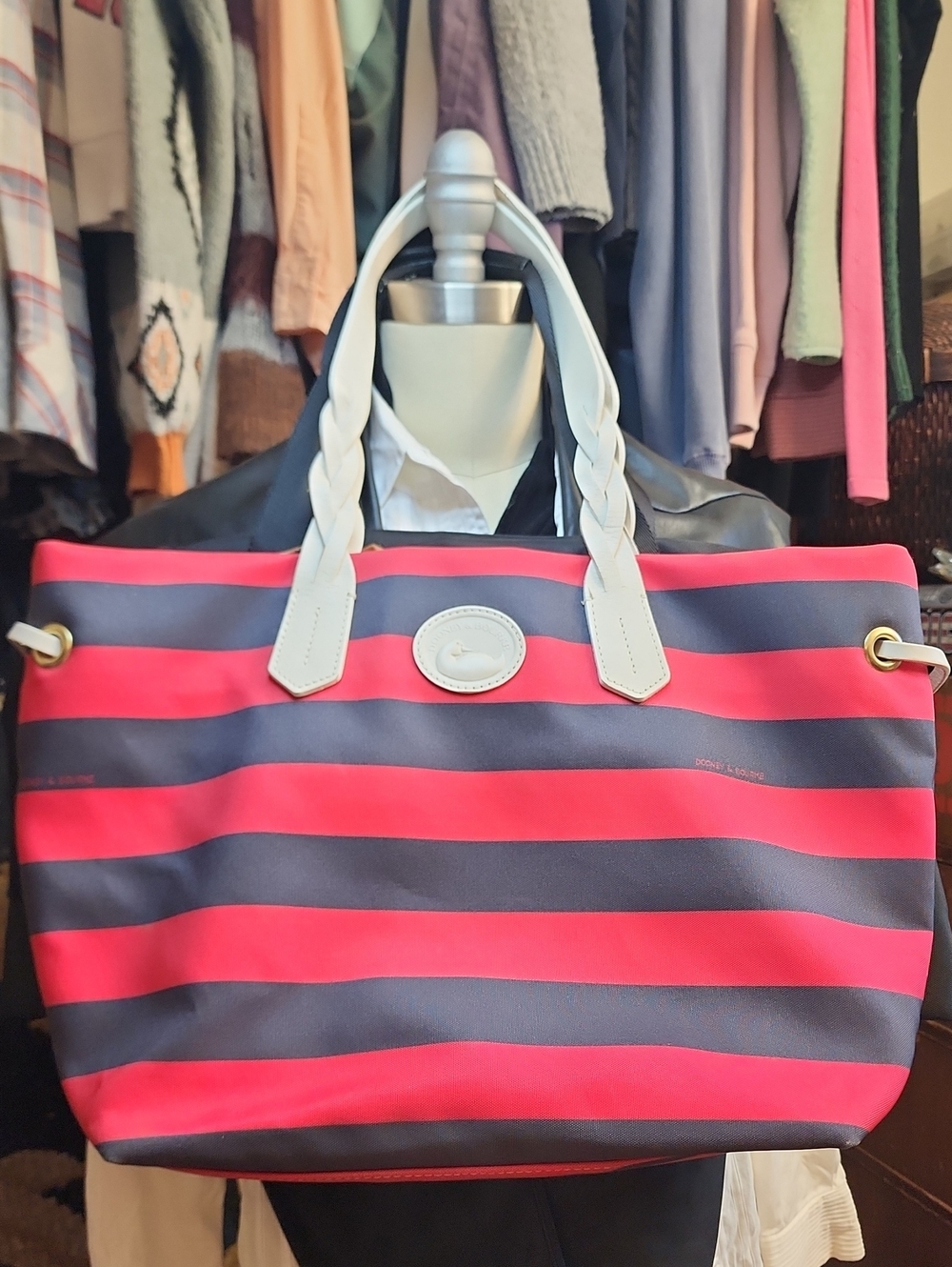 Dooney & Bourke Sullivan Shoppers Tote - Picture 4 of 10